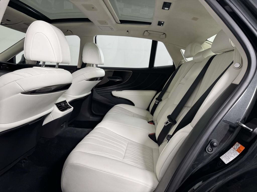 Used 2024 Lexus LS 500 AWD w/ Interior Upgrade Package image 34
