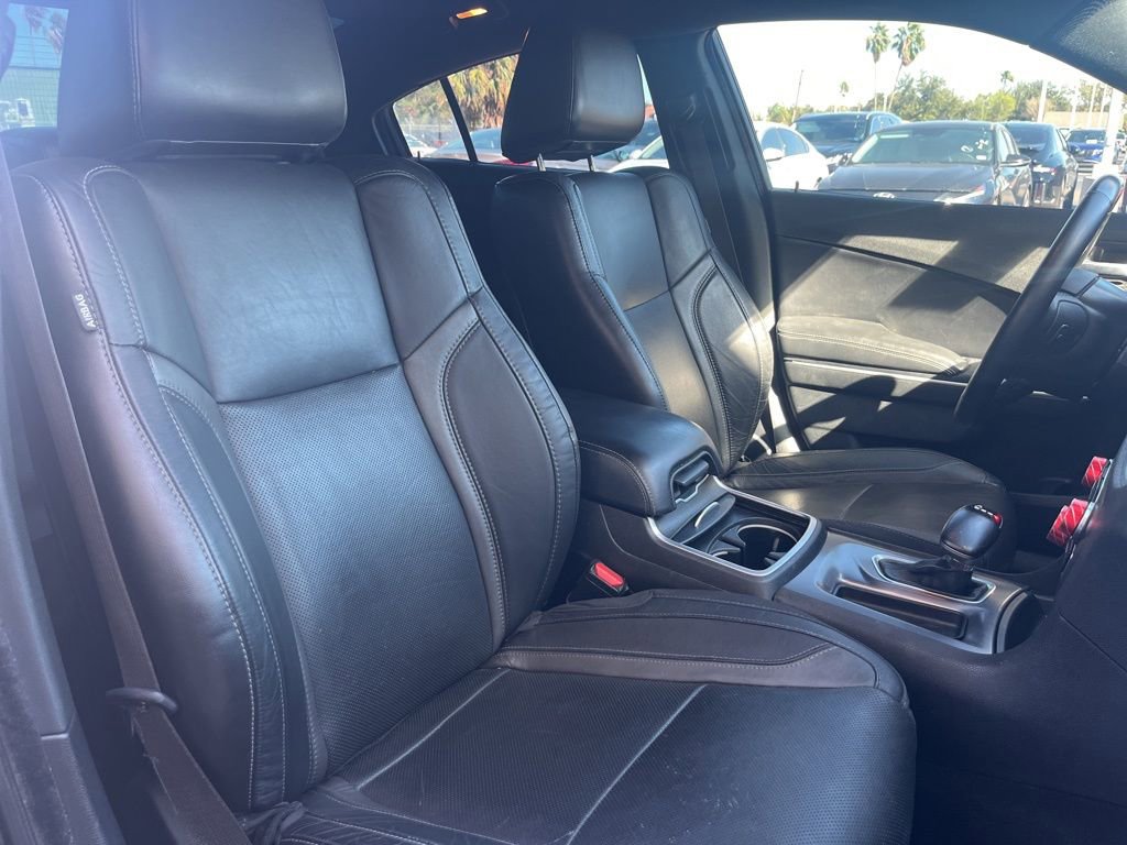 Used 2020 Dodge Charger SXT w/ Leather Interior Group image 25