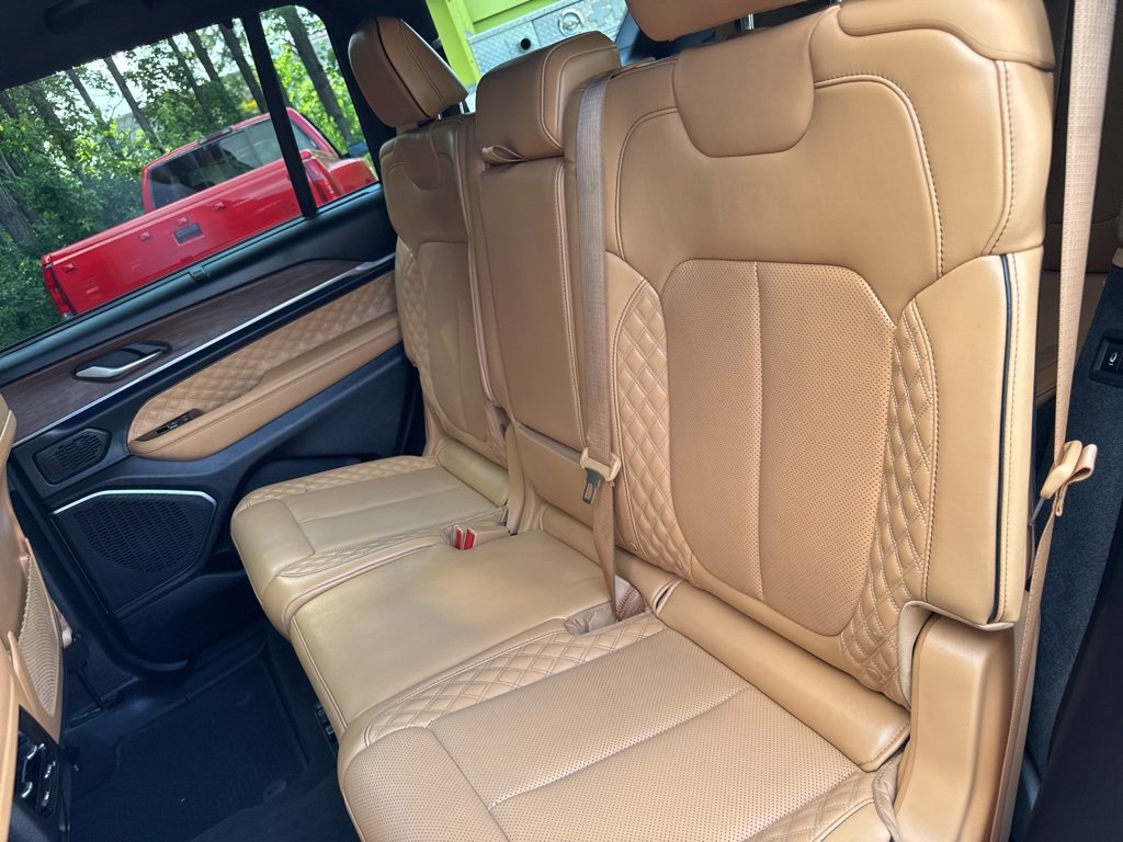 Used 2021 Jeep Grand Cherokee L Summit w/ Luxury Tech Group V image 7
