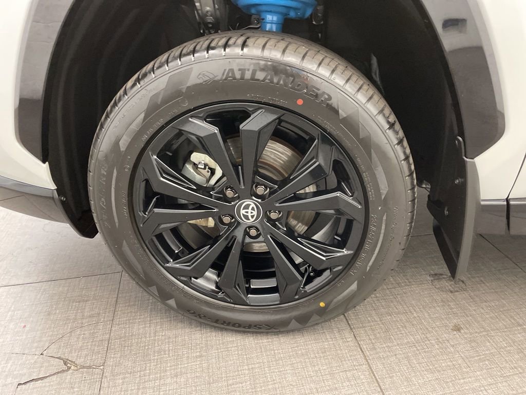 Used 2023 Toyota RAV4 XSE image 10