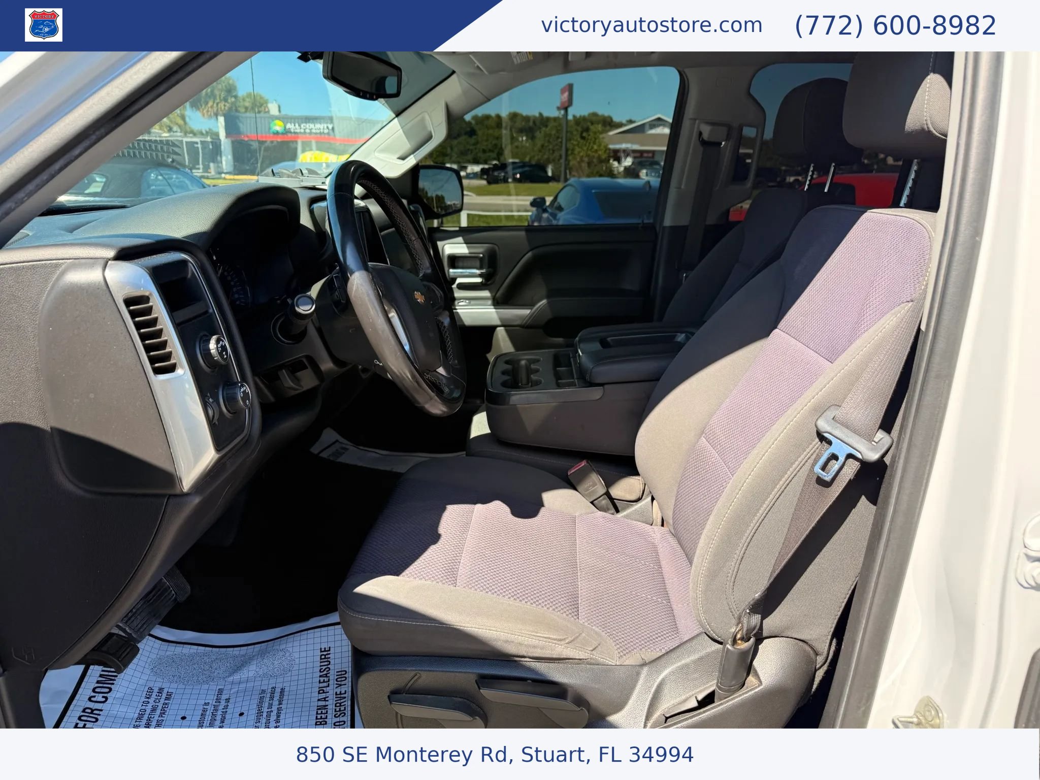 Used 2018 Chevrolet Silverado 1500 LT AWD/4WD image 17