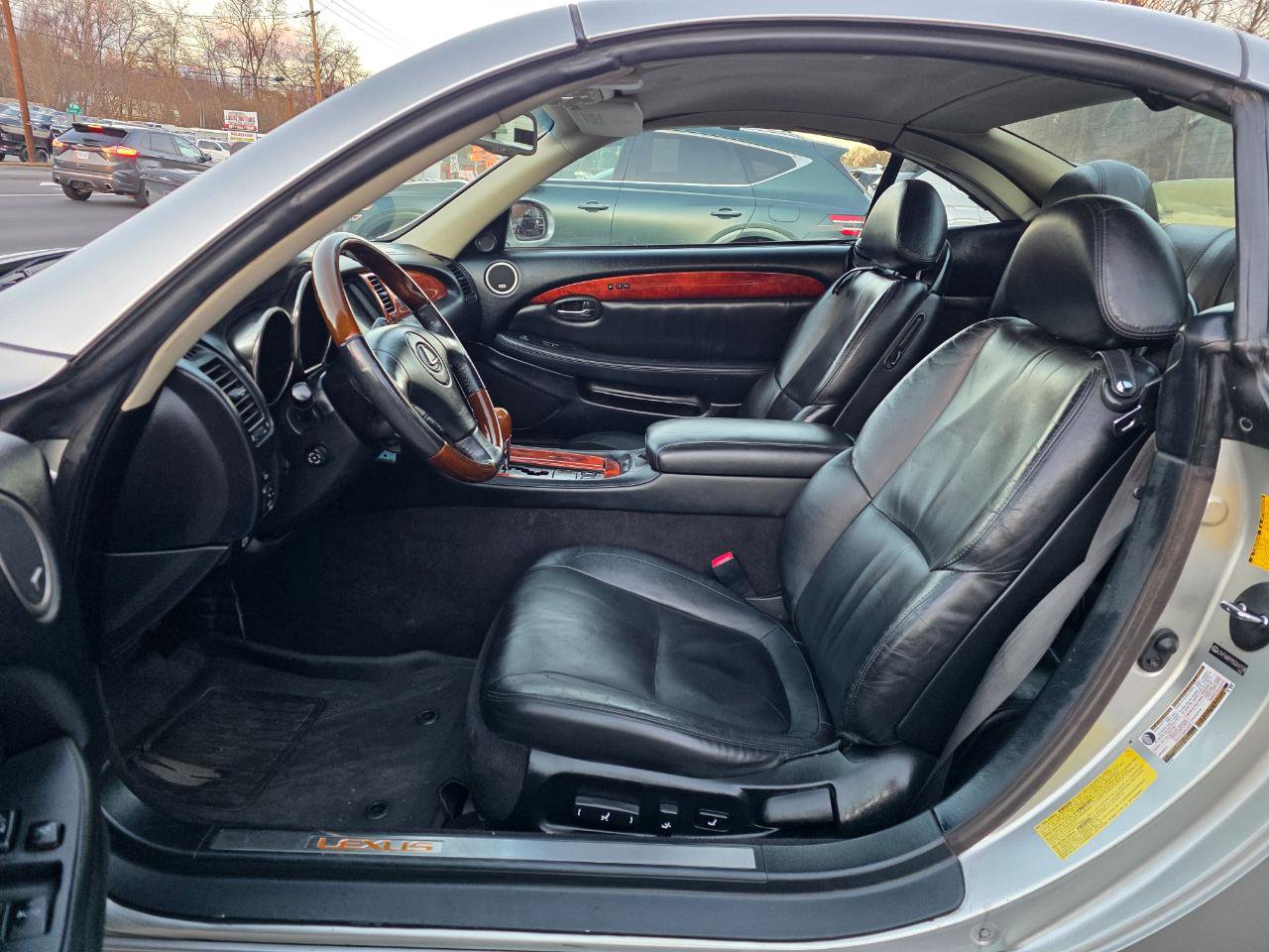 Used 2005 Lexus SC 430 Convertible RWD image 9