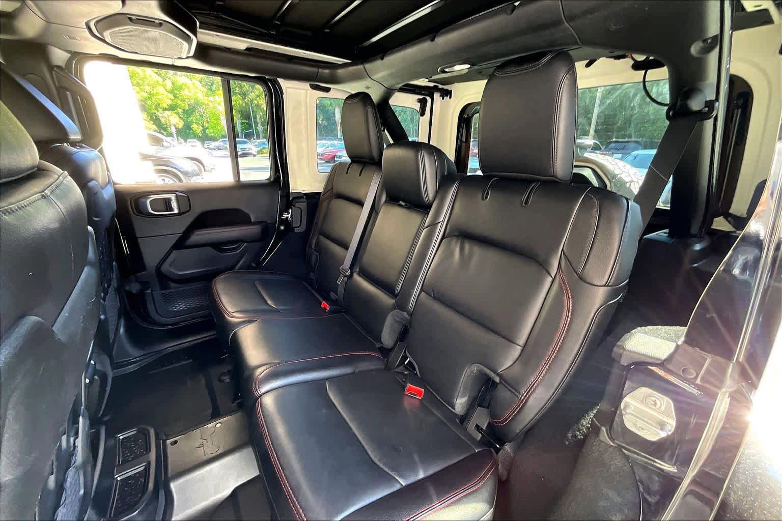 Used 2021 Jeep Wrangler Unlimited Rubicon AWD/4WD image 20