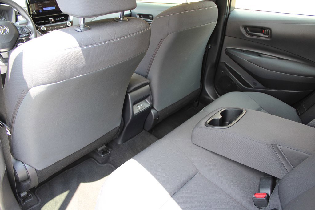 Used 2023 Toyota Corolla LE image 29