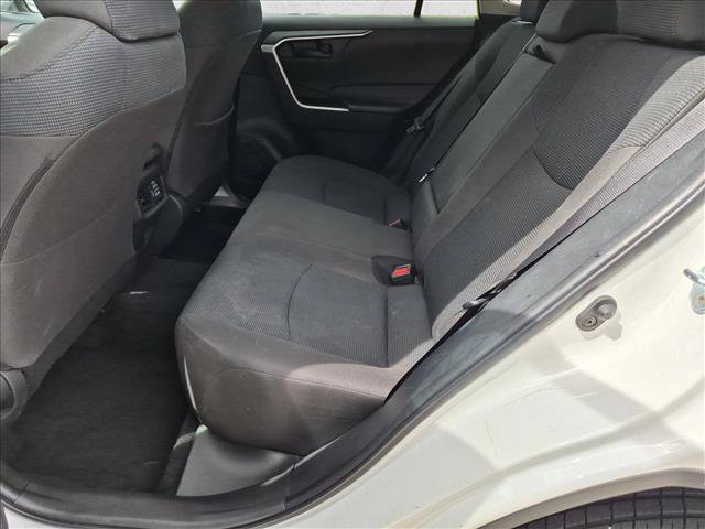 Used 2025 Toyota RAV4 LE AWD/4WD image 18