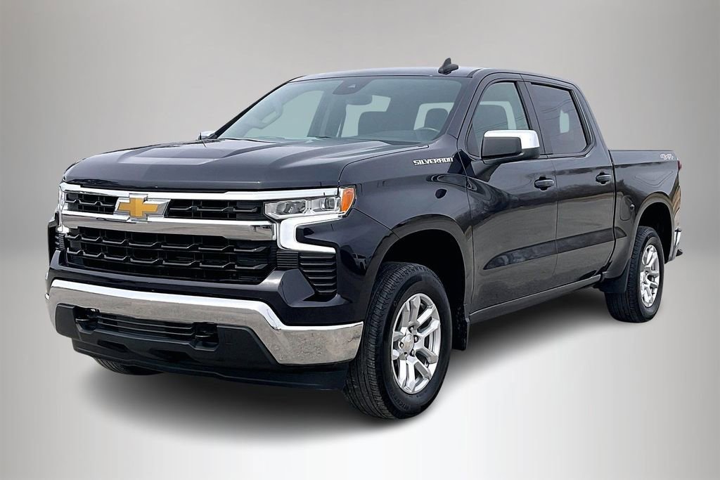 Used 2022 Chevrolet Silverado 1500 LT image 2