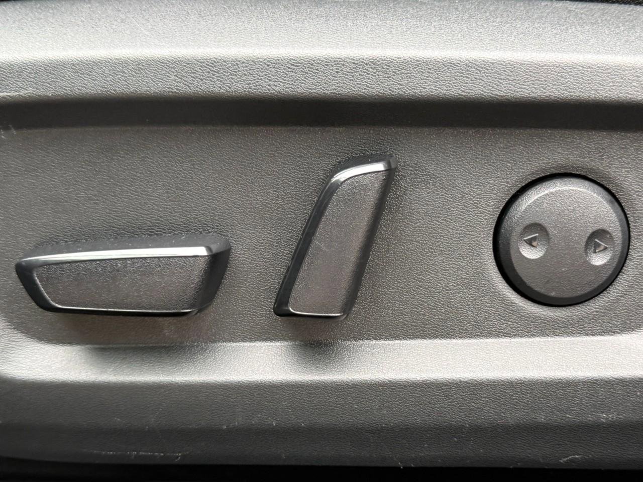 Used 2024 Nissan Rogue SV image 24