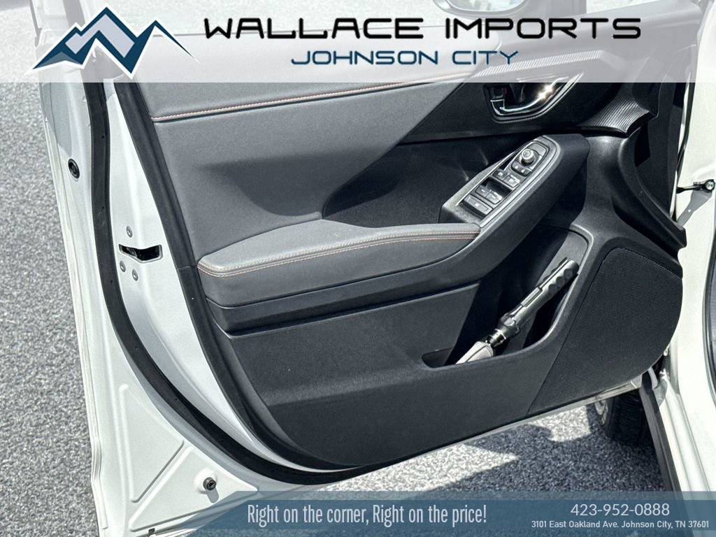 Used 2024 Subaru Crosstrek 2.5i Limited w/ Crosstrek Mirror Package AWD/4WD image 13