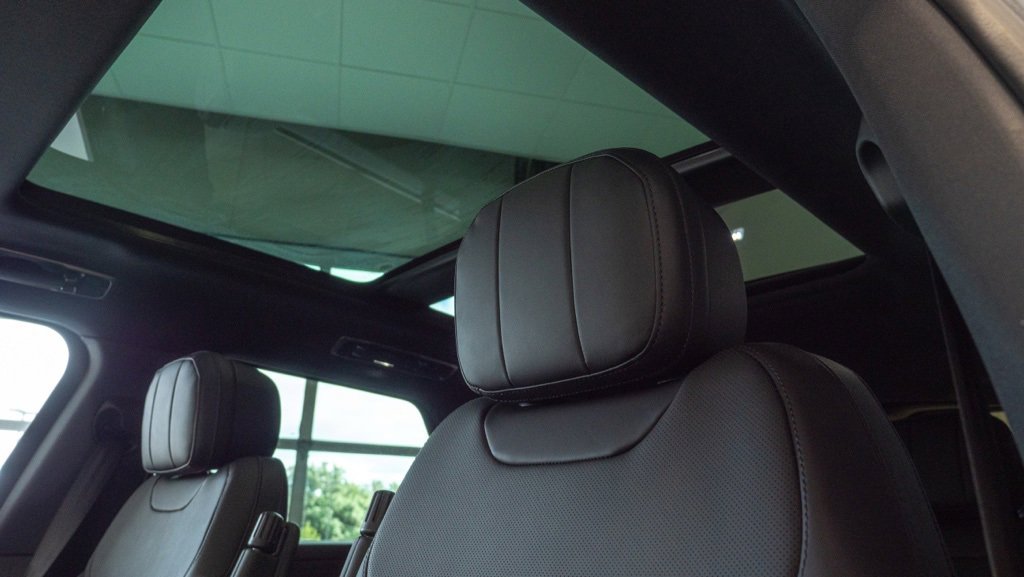 New 2025 Land Rover Range Rover Sport Dynamic SE image 19