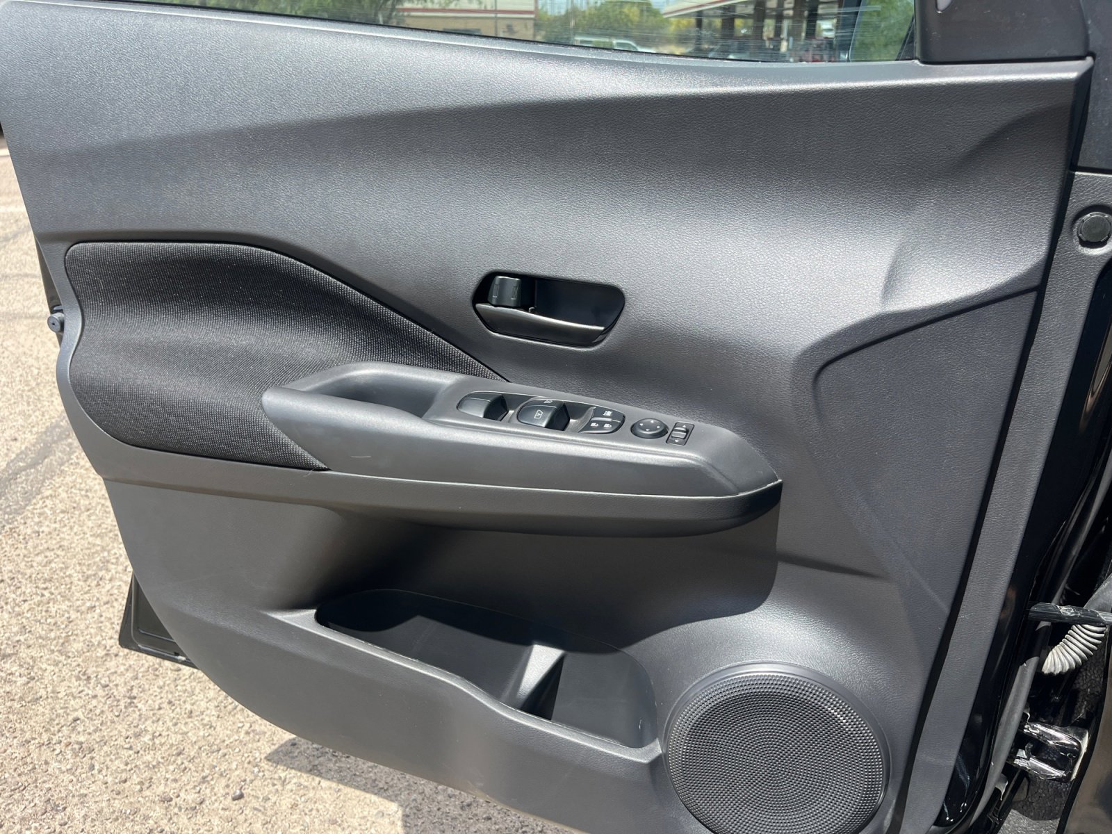 Used 2025 Nissan Kicks Play S image 13