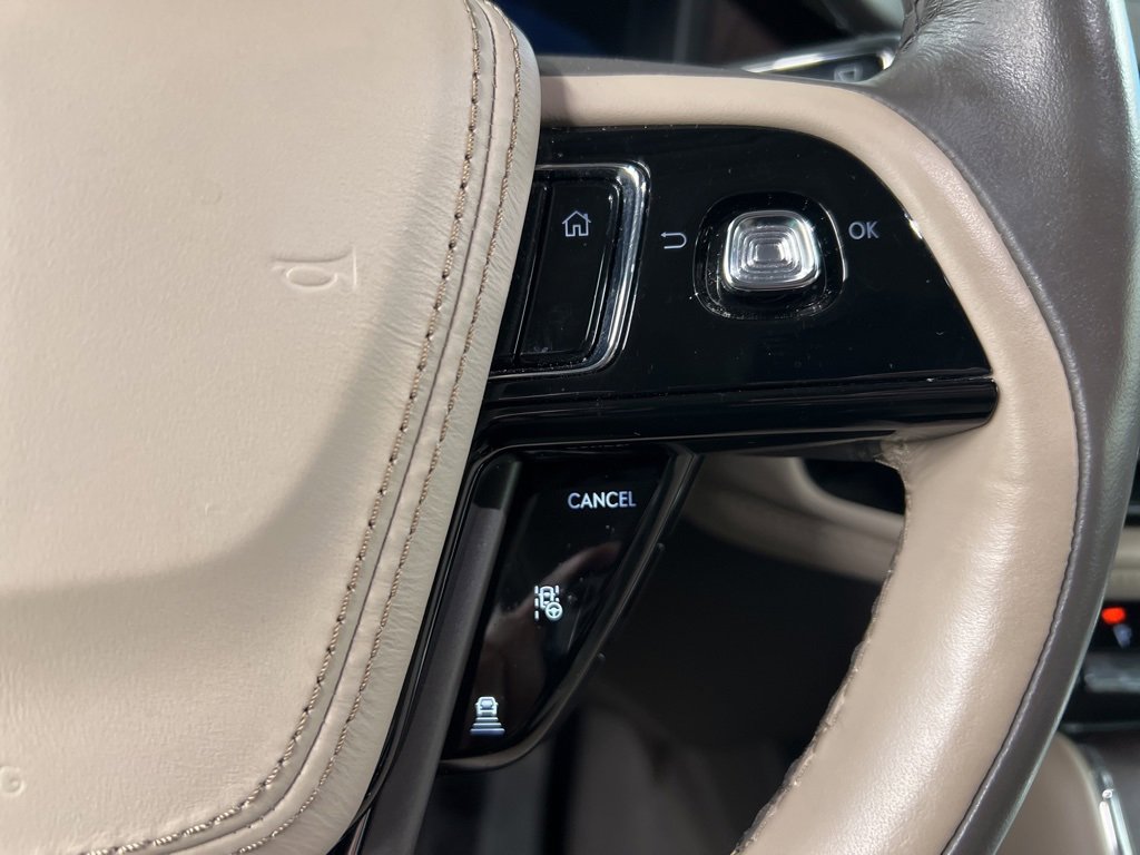 Used 2022 Lincoln Aviator Reserve w/ Equipment Group 201A image 18