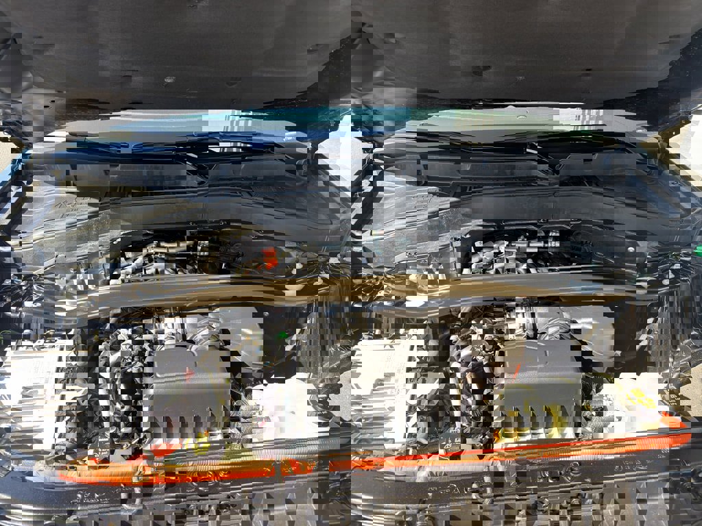 Used 2021 Ford Explorer Limited w/ Hybrid Equipment Group 310A image 5