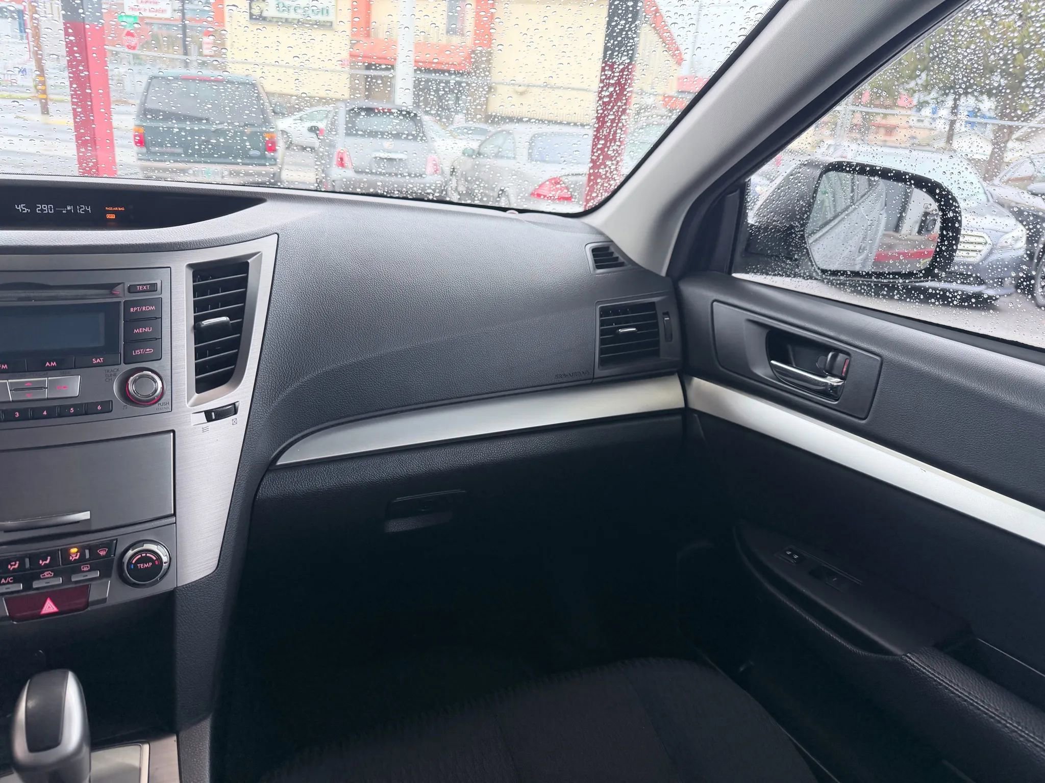 Used 2012 Subaru Outback 2.5i Premium w/ All-Weather Pkg image 11