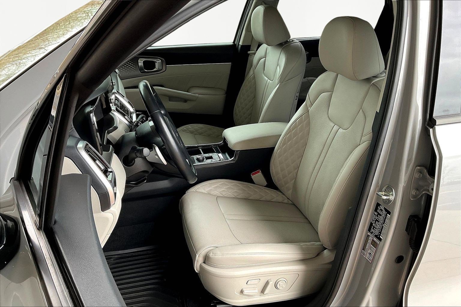 Used 2023 Kia Sorento SX image 20