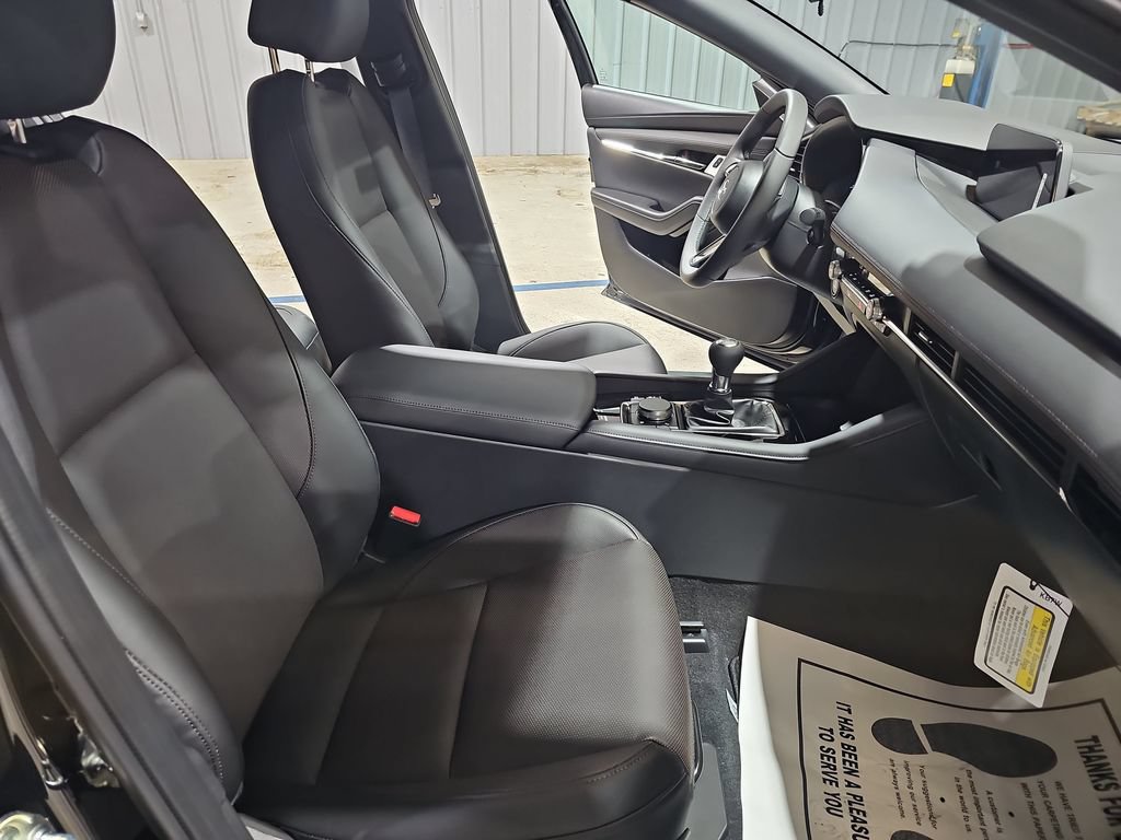 New 2026 MAZDA MAZDA3 2.5 S Hatchback w/ Premium Pkg FWD image 10