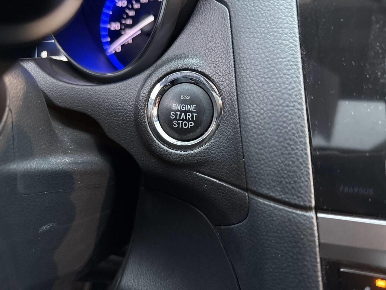 Used 2016 Subaru Outback 2.5i Limited image 32