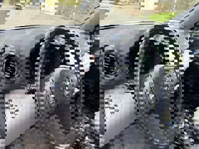 Used 2014 Toyota RAV4 EV FWD image 21