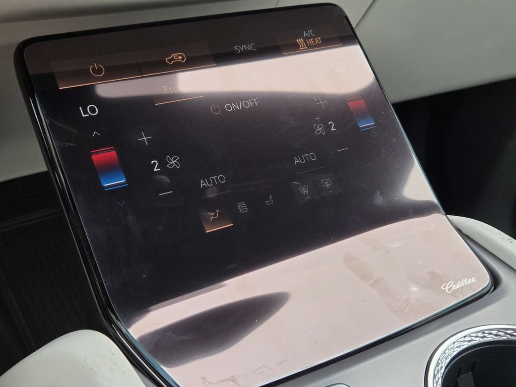 New 2027 Cadillac Vistiq Sport AWD/4WD image 12