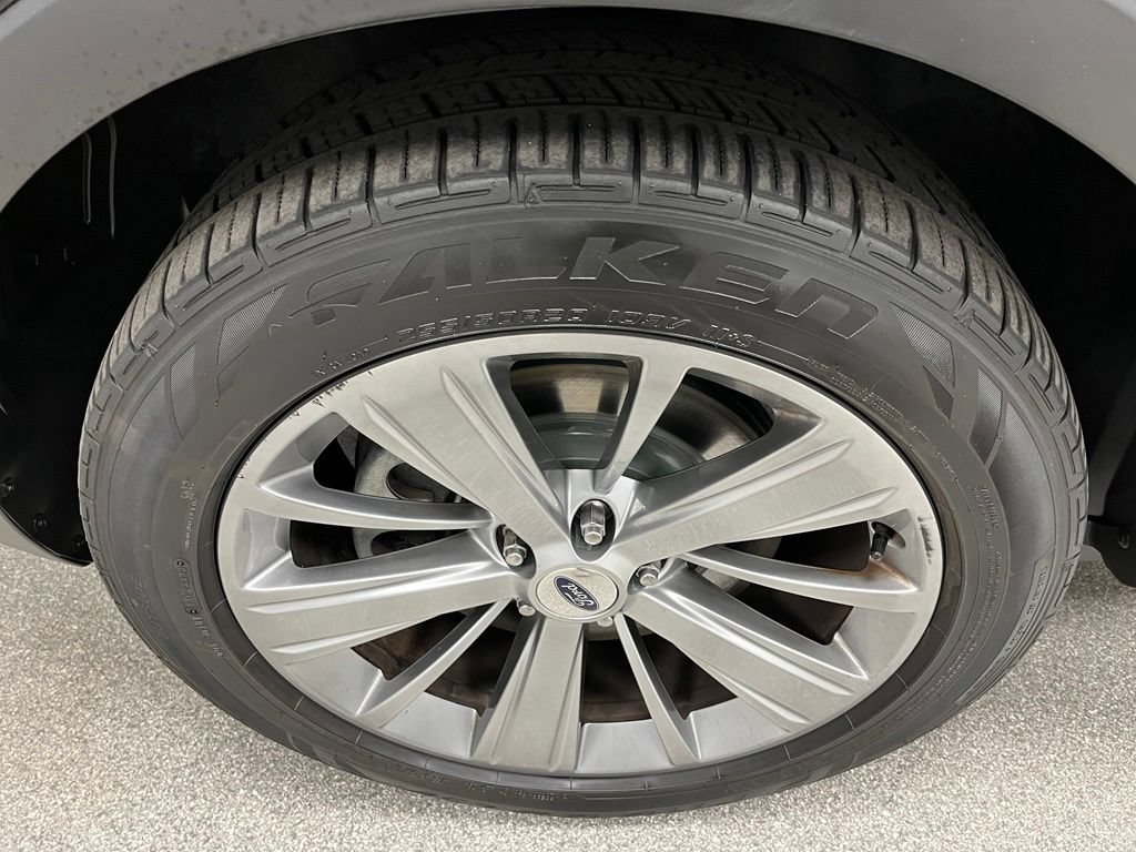 Used 2018 Ford Explorer Limited AWD/4WD image 15