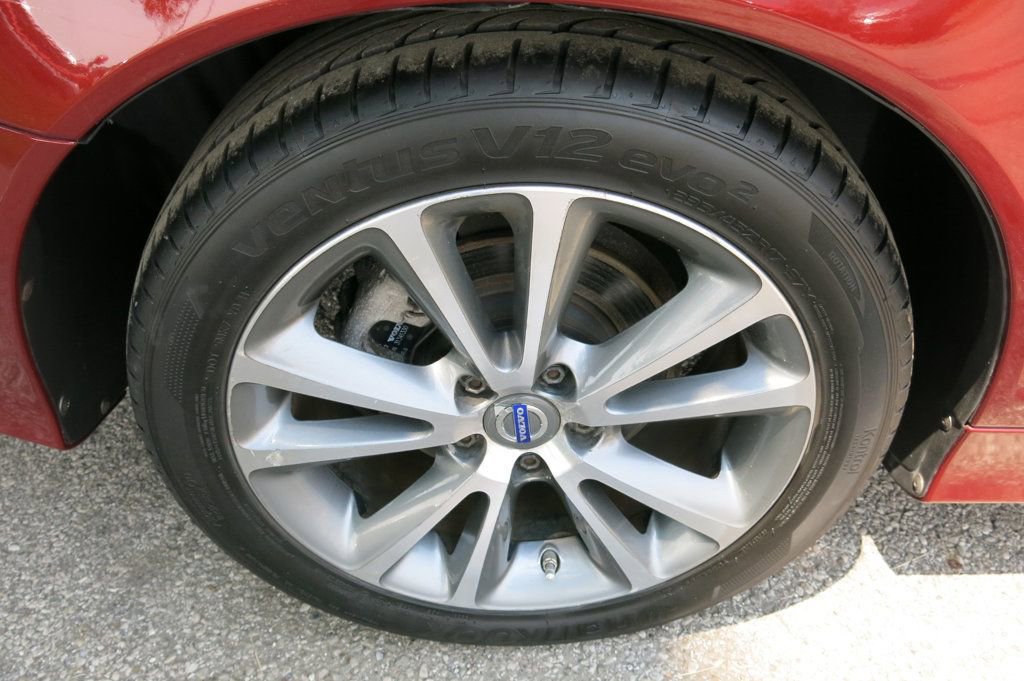 Used 2011 Volvo C70 T5 image 34