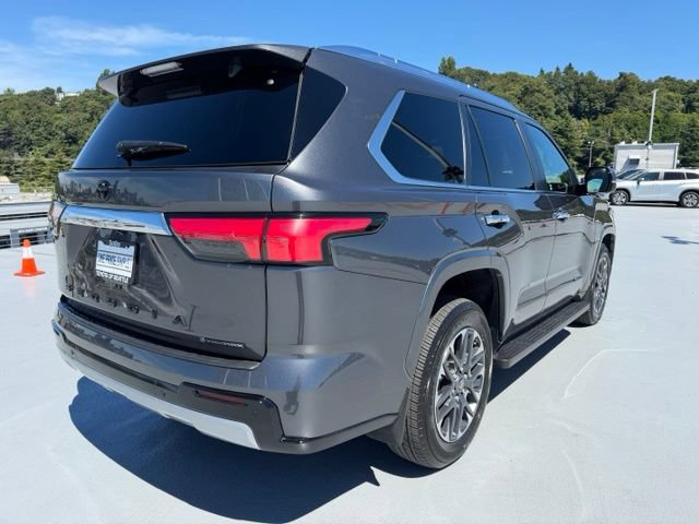 Certified 2025 Toyota Sequoia Limited AWD/4WD image 5