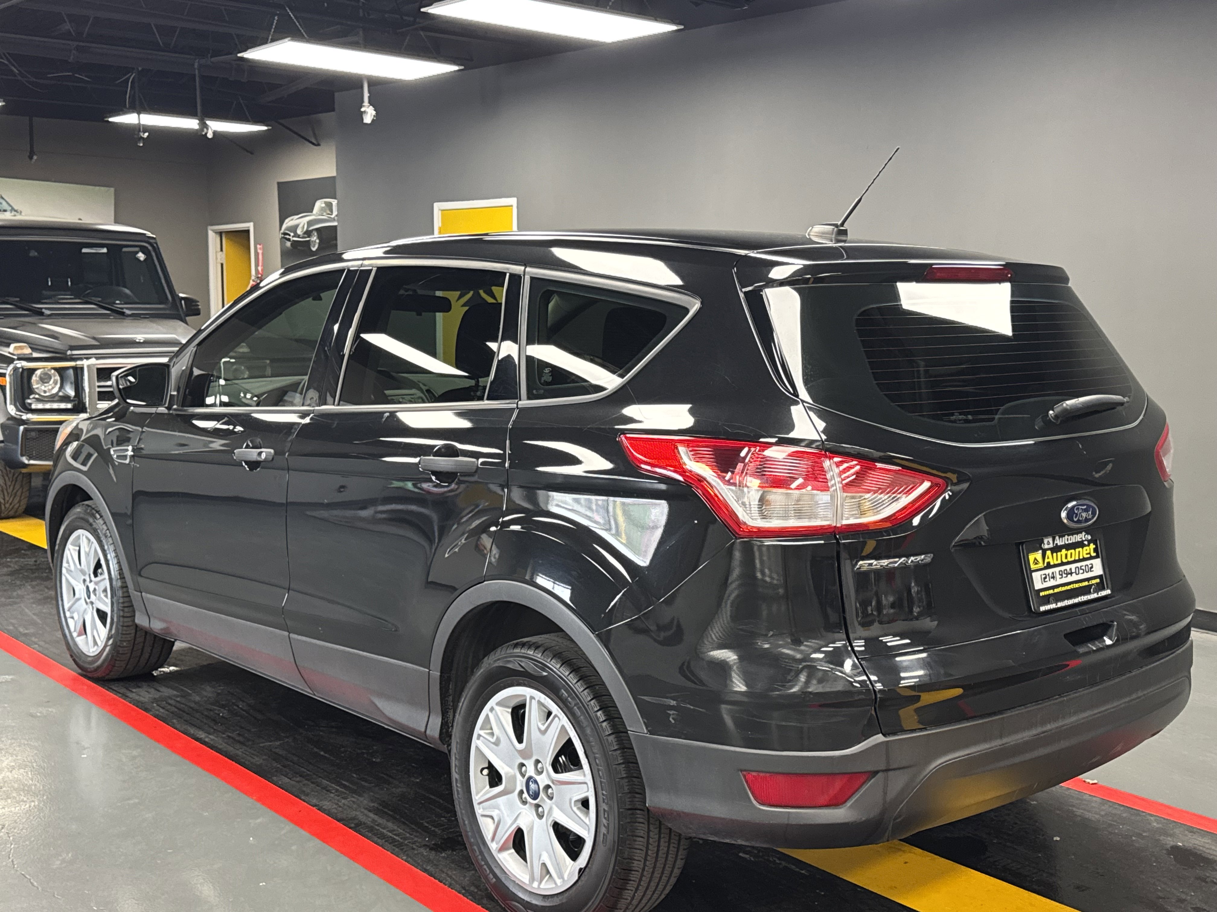 Used 2013 Ford Escape S image 4