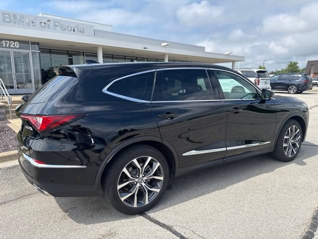 Used 2023 Acura MDX SH-AWD w/ Technology Package image 4