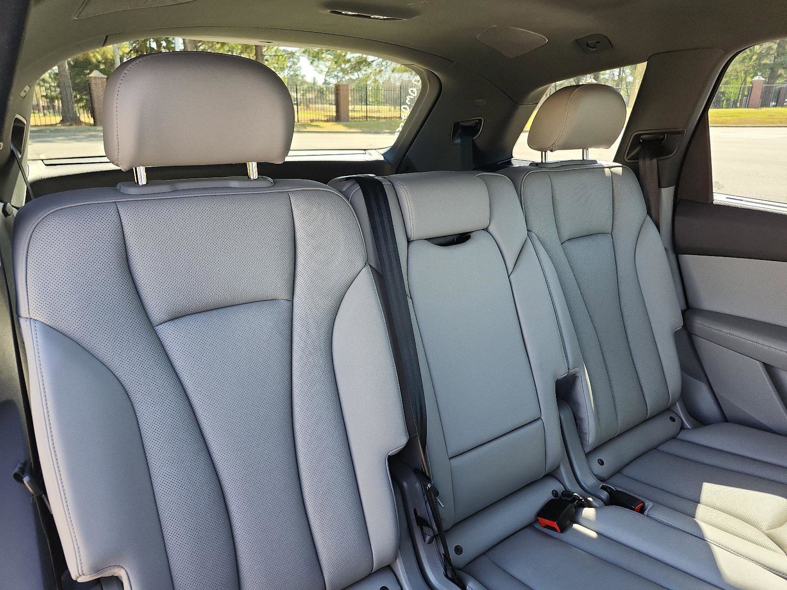 Used 2023 Audi Q7 3.0T Premium Plus w/ Premium Plus Package image 9