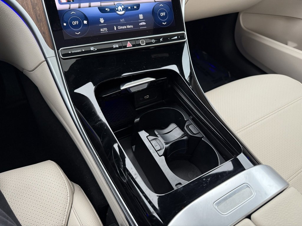 Used 2023 Mercedes-Benz C 300 Sedan w/ Exclusive Trim Package image 23