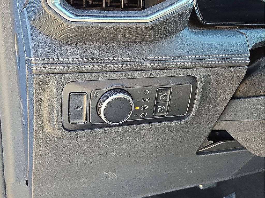 Used 2024 Ford Mustang Premium image 21