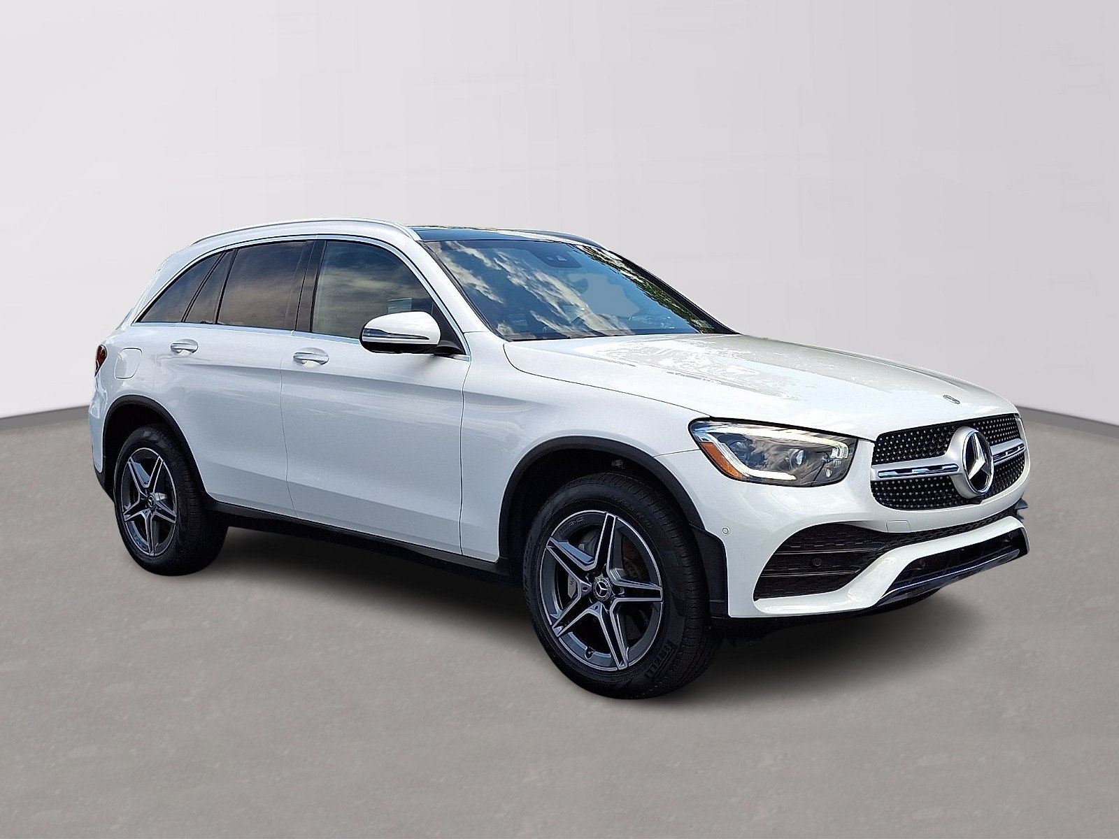 Certified 2022 Mercedes-Benz GLC 300 4MATIC image 3