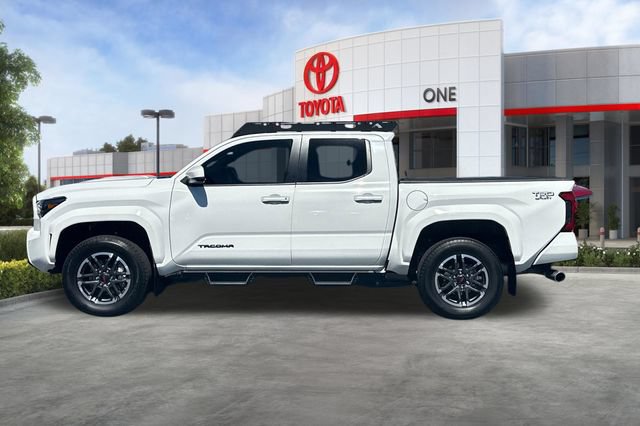 Certified 2024 Toyota Tacoma TRD Sport AWD/4WD image 9