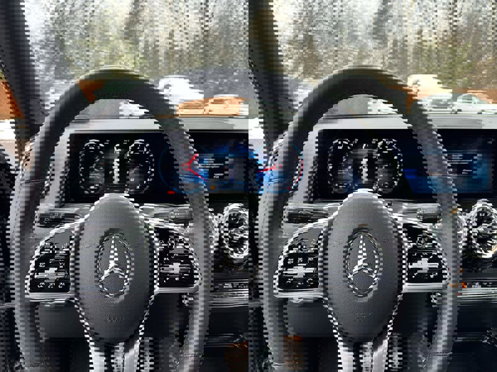 Used 2022 Mercedes-Benz GLB 250 4MATIC image 19