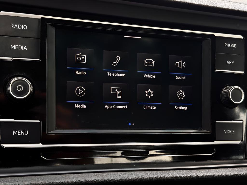 Used 2020 Volkswagen Jetta SE w/ SE Cold Weather Package image 11