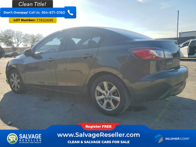 Used 2010 MAZDA MAZDA3 i Touring image 3