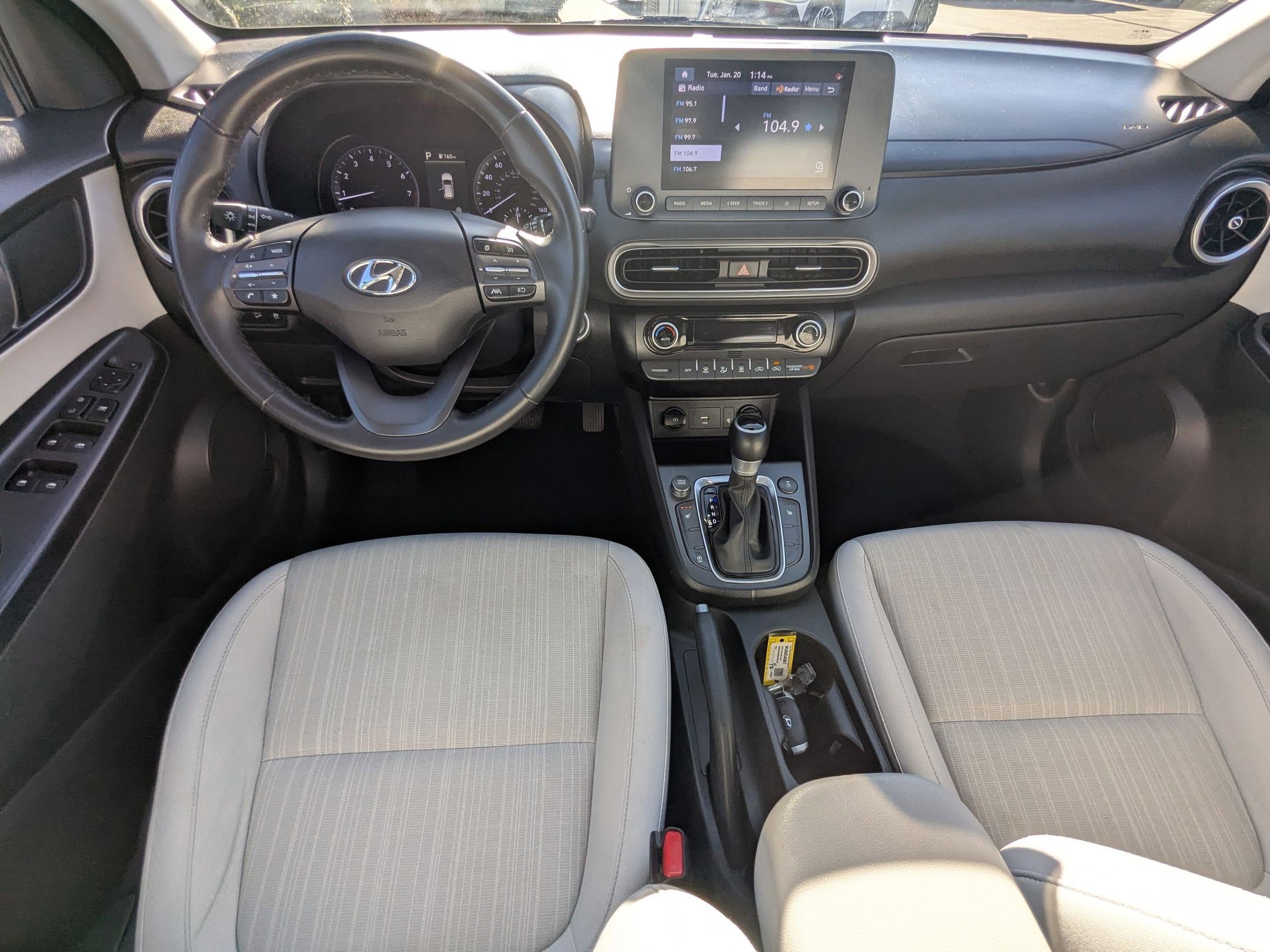 Certified 2022 Hyundai Kona SEL w/ Convenience Package image 29