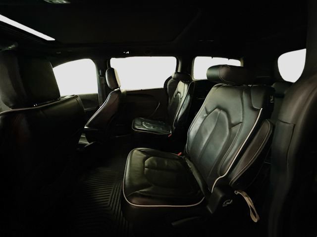 Used 2019 Chrysler Pacifica Limited w/ S Appearance Package image 26