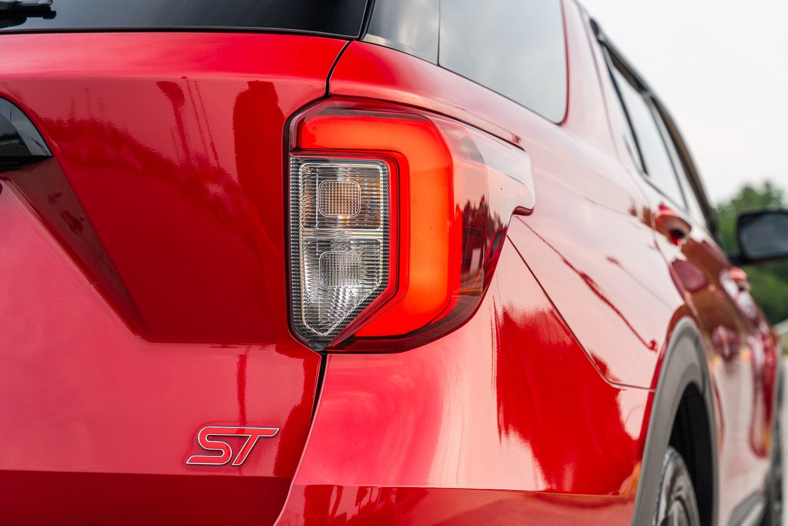 Certified 2020 Ford Explorer ST w/ ST Street Pack AWD/4WD image 14