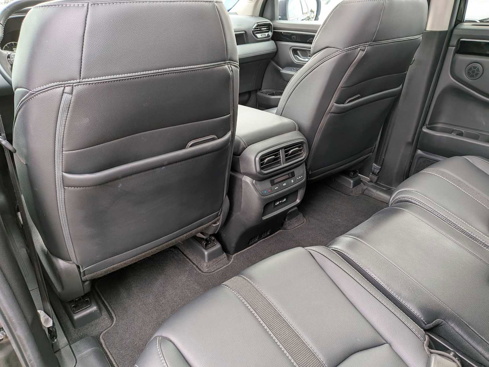 Certified 2023 Honda Pilot Touring image 17