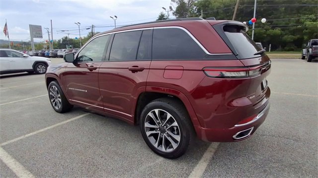 Certified 2024 Jeep Grand Cherokee Overland w/ Luxury Tech Group IV image 6