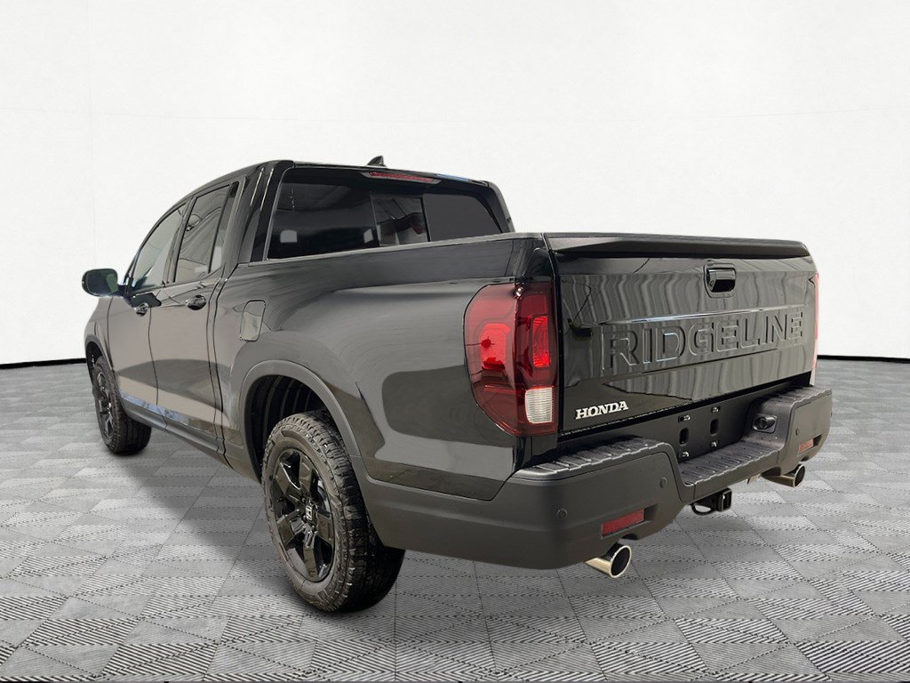 New 2026 Honda Ridgeline Black Edition image 4