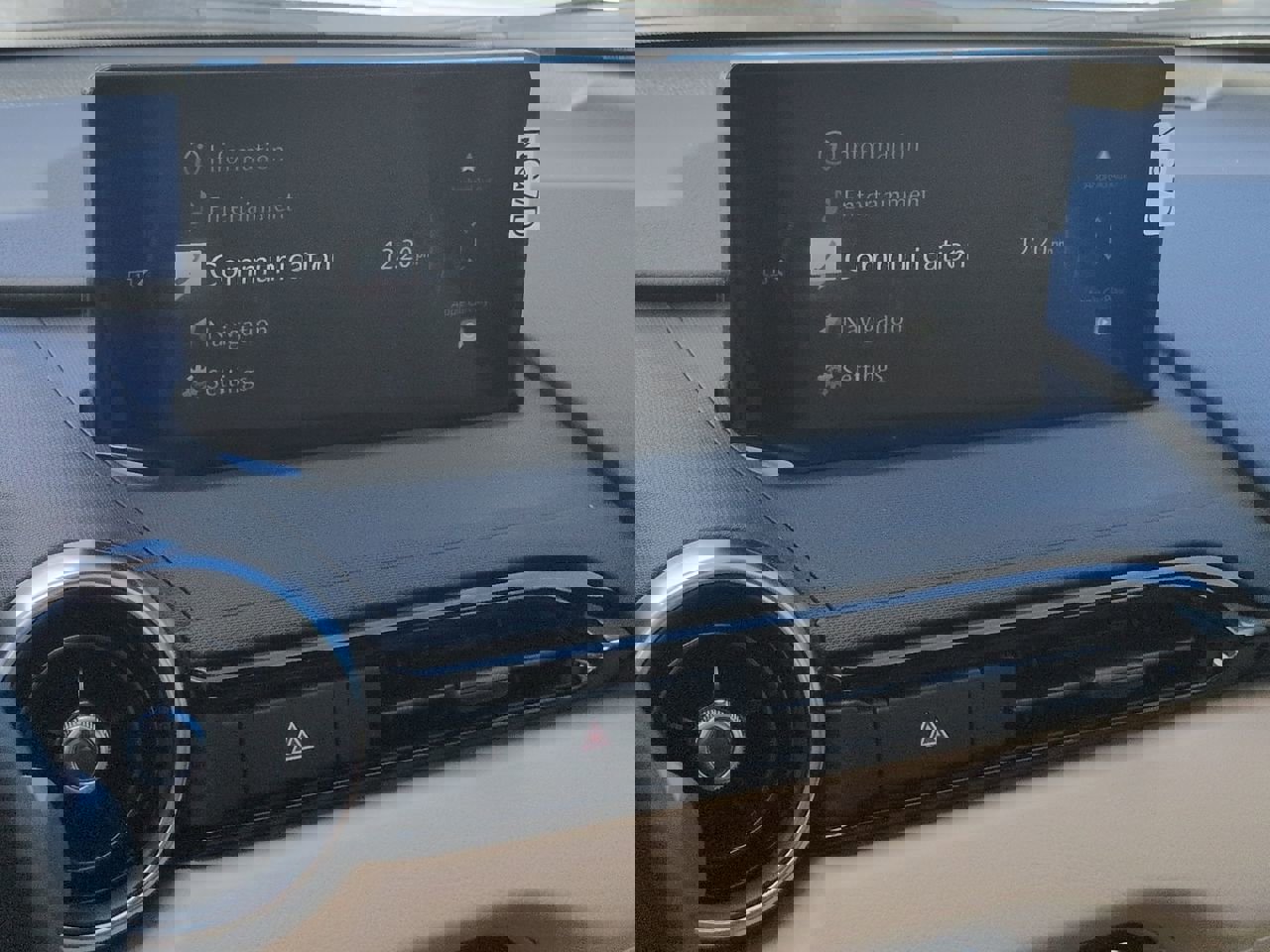 Used 2025 MAZDA MX-5 Miata RF Grand Touring RWD image 16