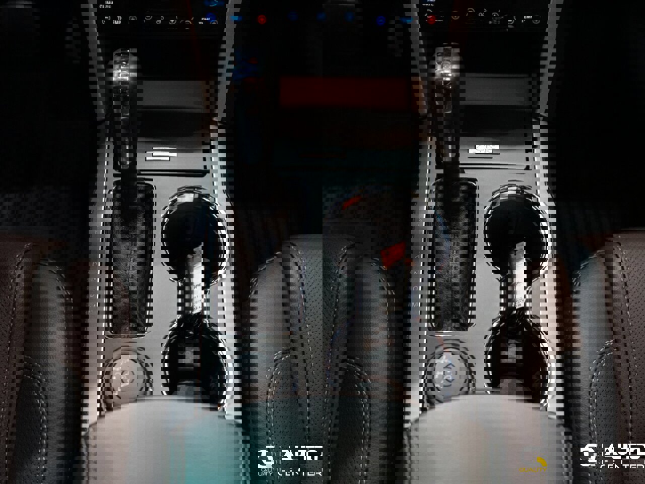 Used 2015 Ford Explorer Sport image 18