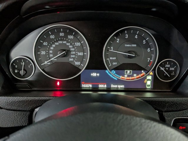 Used 2015 BMW 320i Sedan image 11