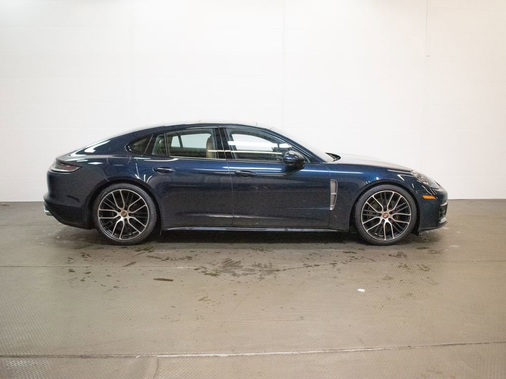 Certified 2022 Porsche Panamera 4 Platinum Edition AWD/4WD image 9