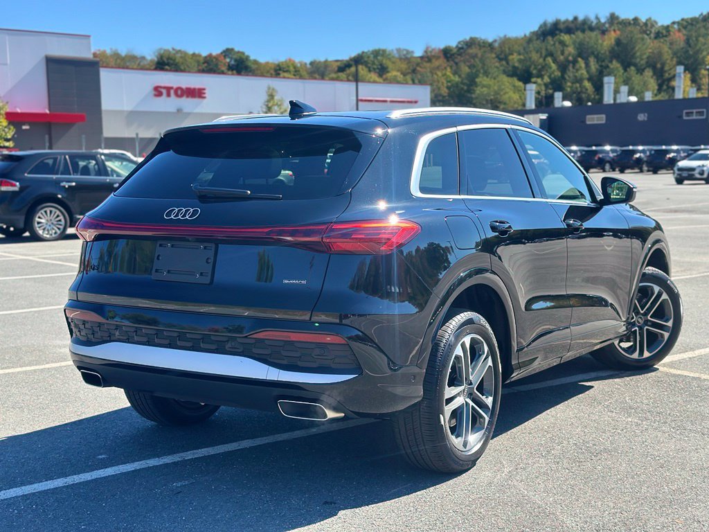 Certified 2025 Audi Q5 Premium w/ Convenience Package AWD/4WD image 7
