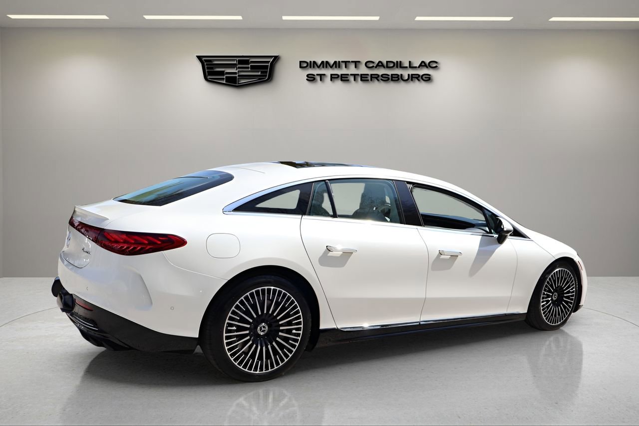 Used 2022 Mercedes-Benz EQS 580 4MATIC Sedan image 5