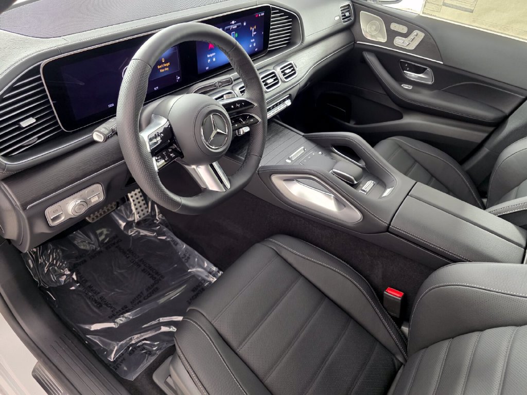 New 2026 Mercedes-Benz GLS 450 4MATIC image 7