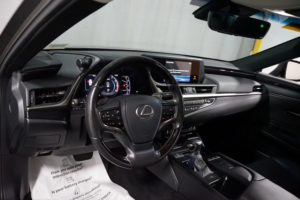 Used 2021 Lexus ES 350 w/ Premium Package FWD image 11