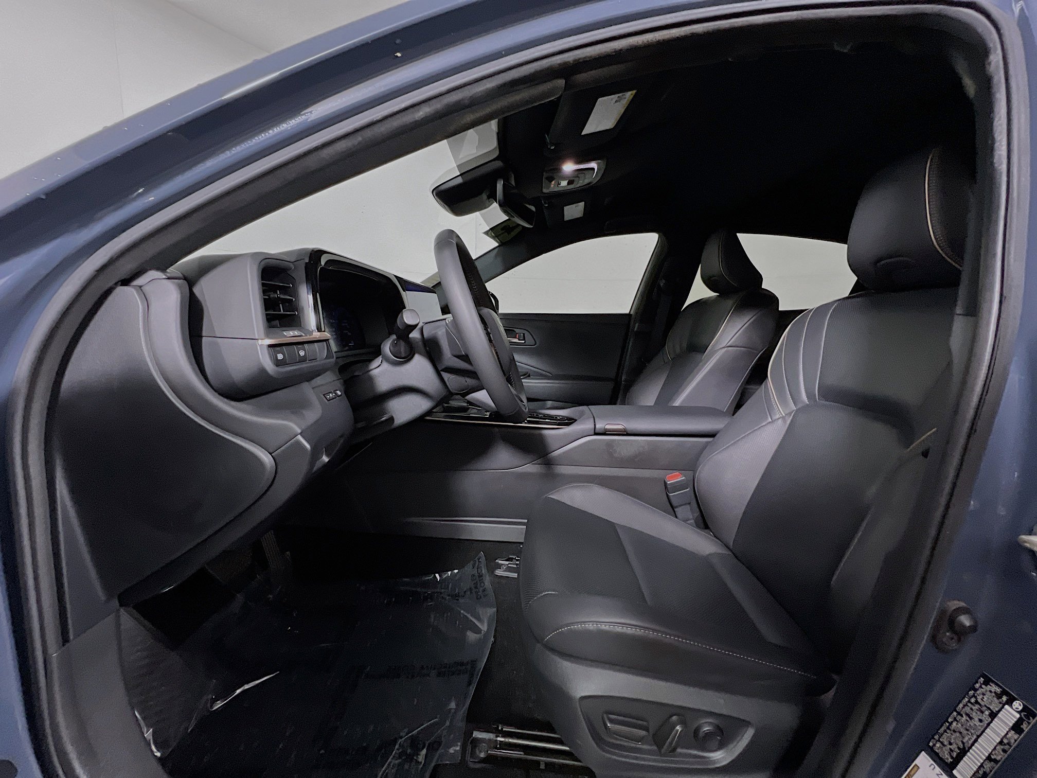 Used 2025 Toyota Crown XLE image 15